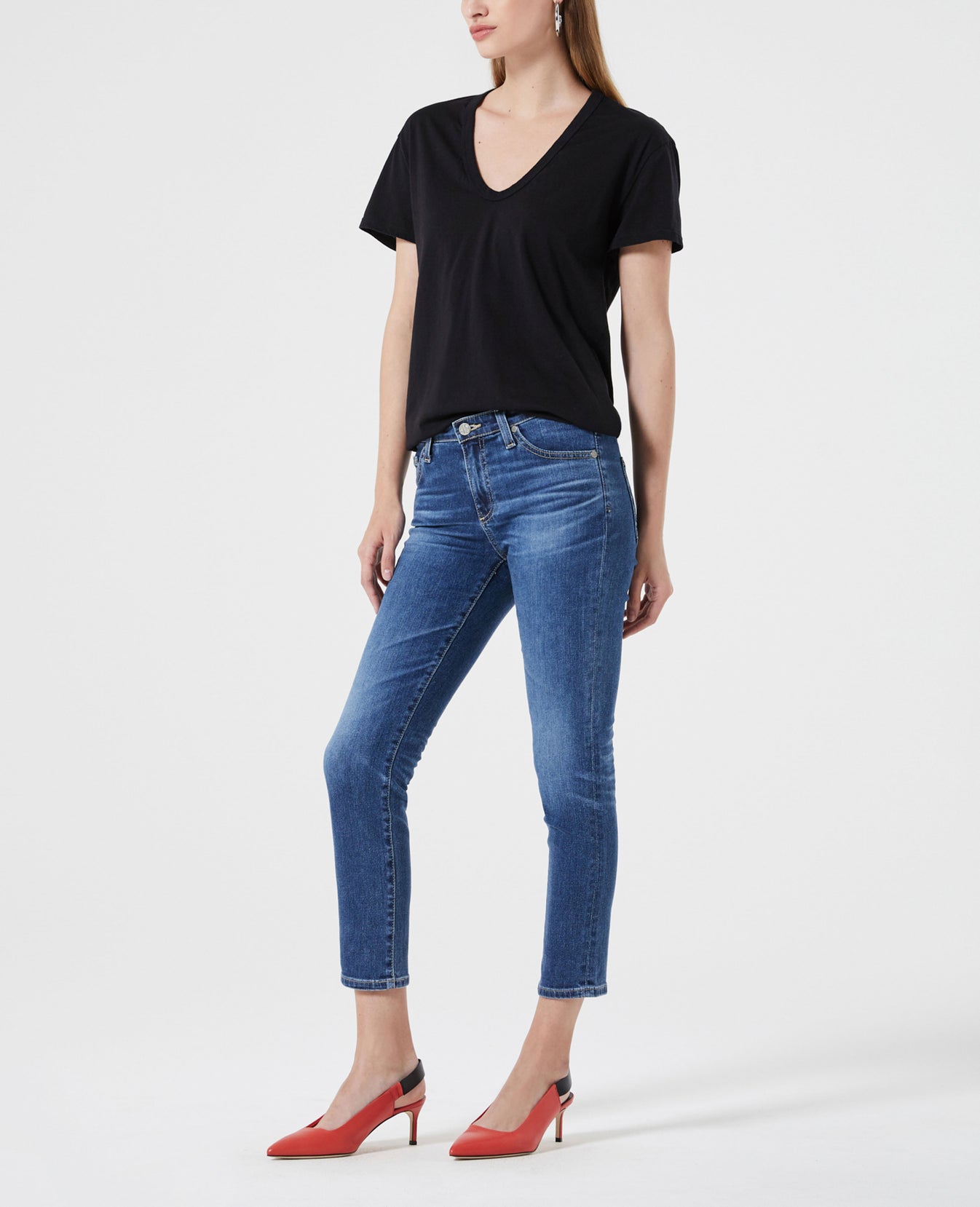 Henson Tee True Black Short Sleeve Tee Women Tops Photo 2