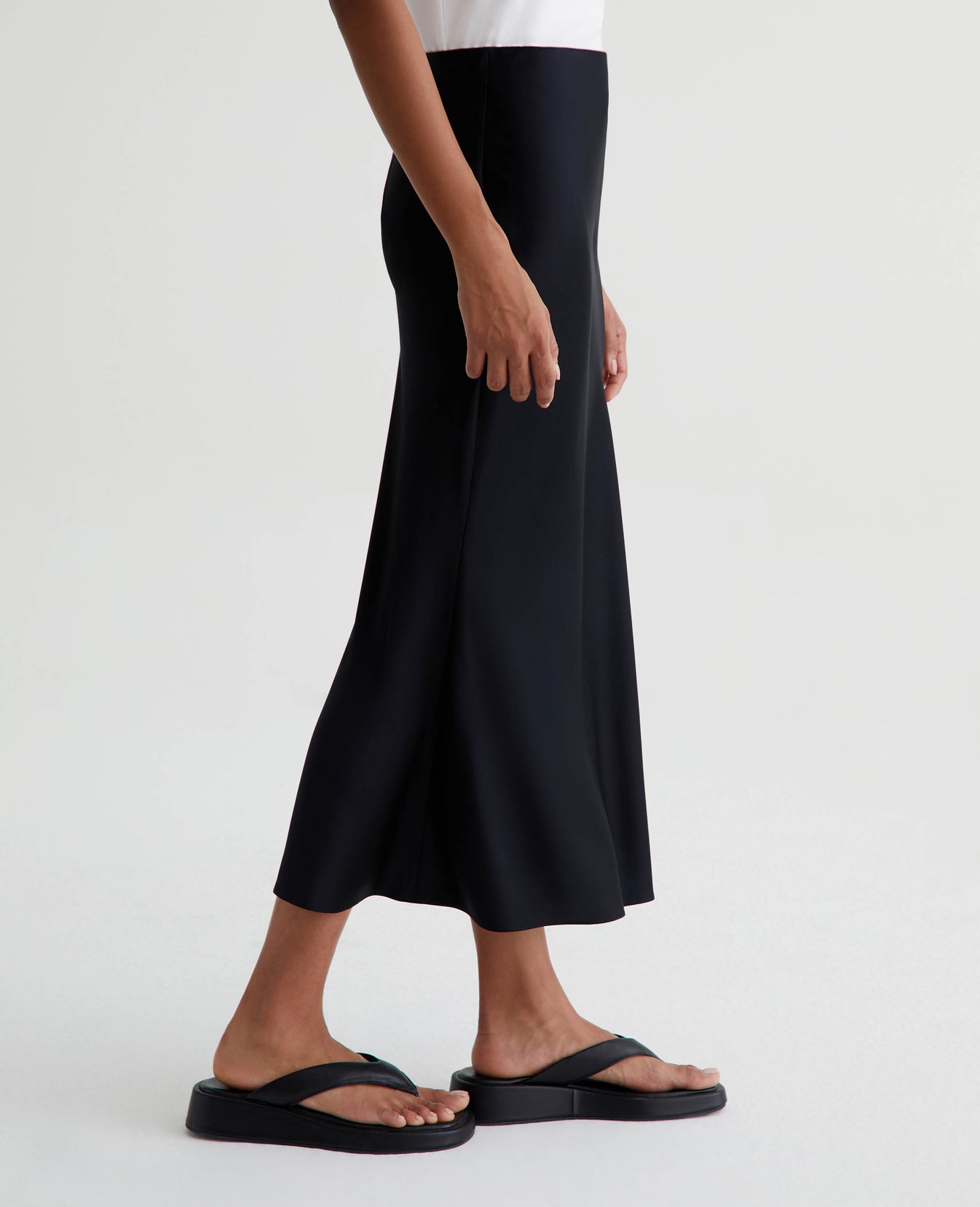 Womens Karina Skirt True Black Womens Bottom Photo 4