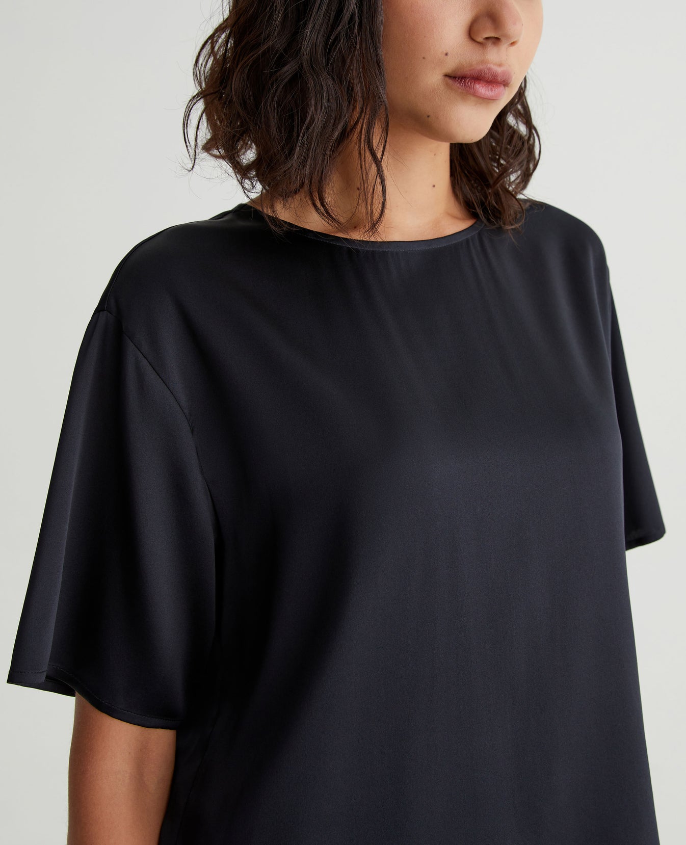 Womens Nari True Black Womens Top Photo 3
