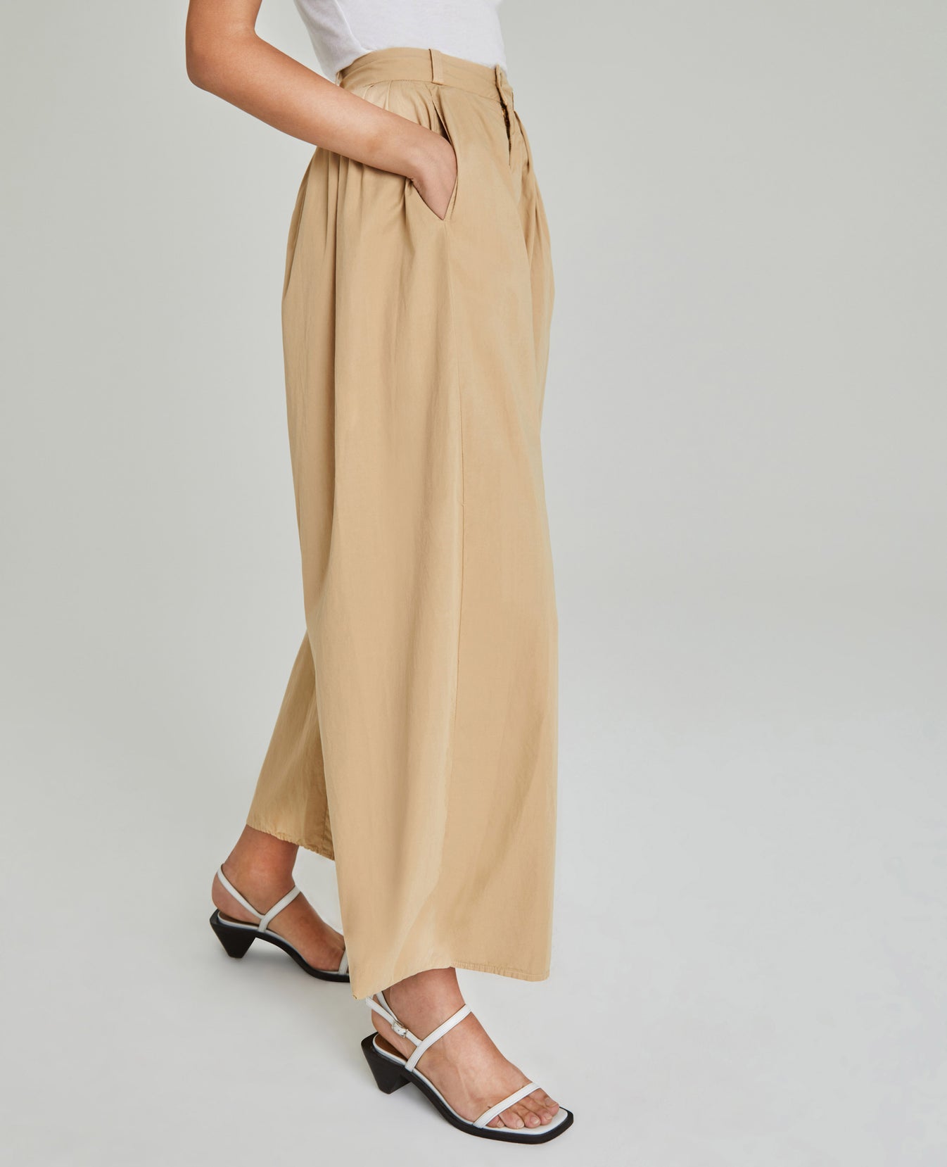 Hadley Sandy Pail Pleated Culotte Women Bottoms Photo 6