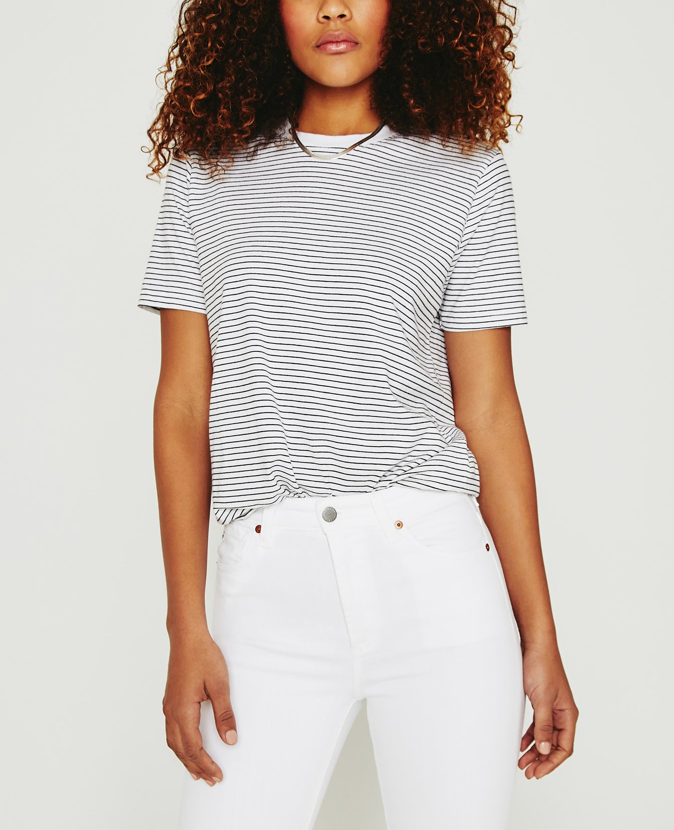 Jagger Crew True White True Black Womens Top Photo 1