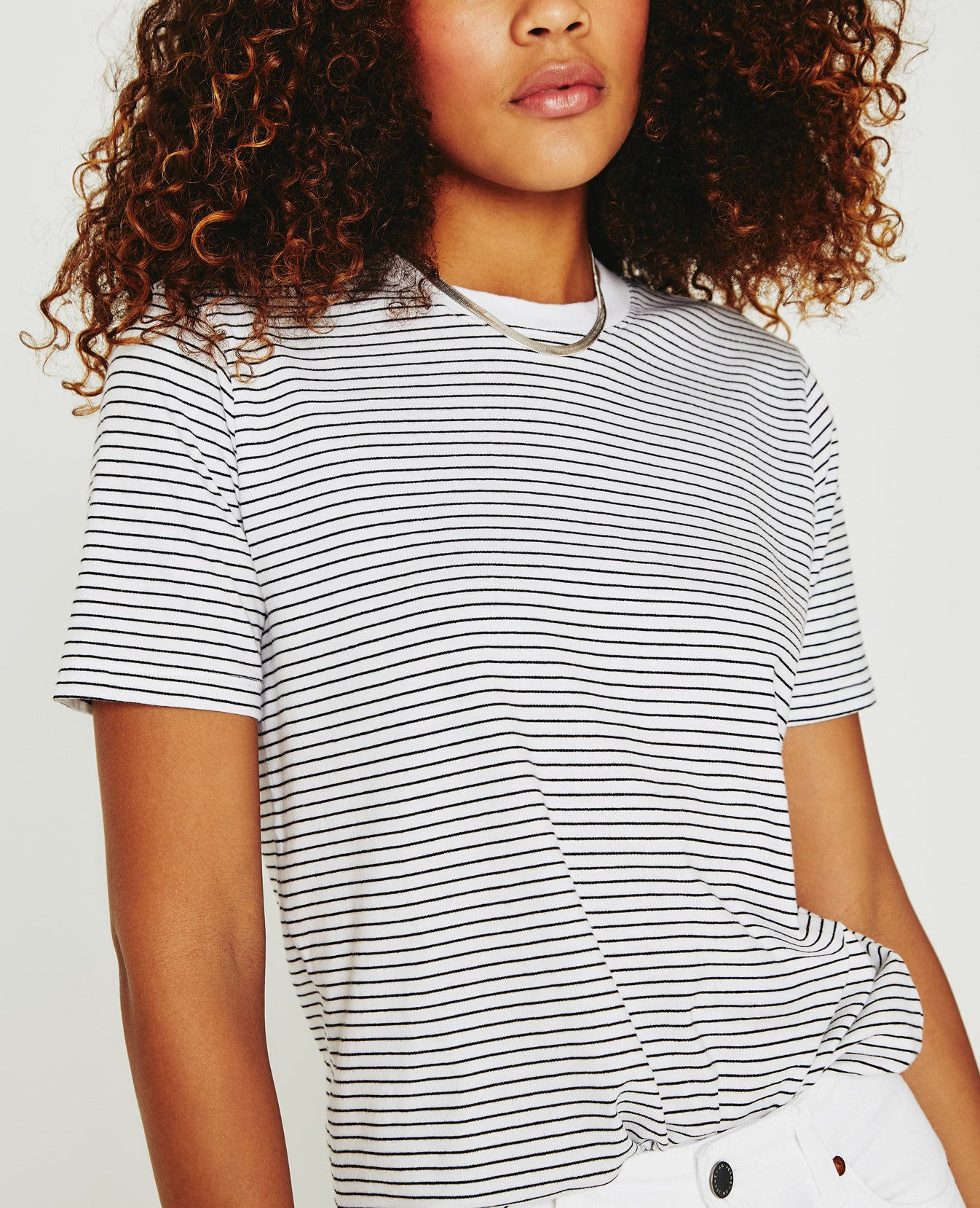 Jagger Crew True White True Black Womens Top Photo 3