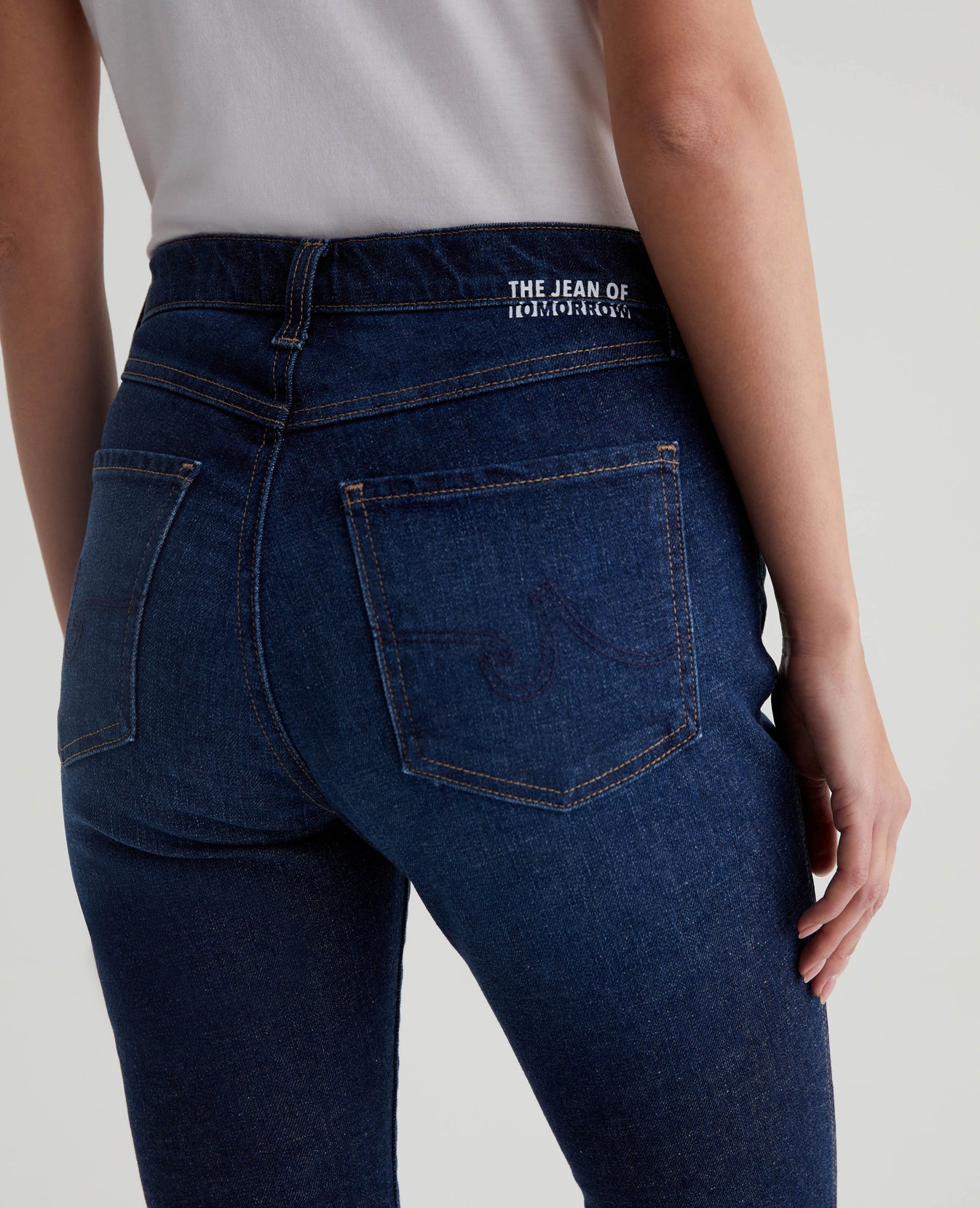 Naomi Wonders Womens Bottom Photo 5