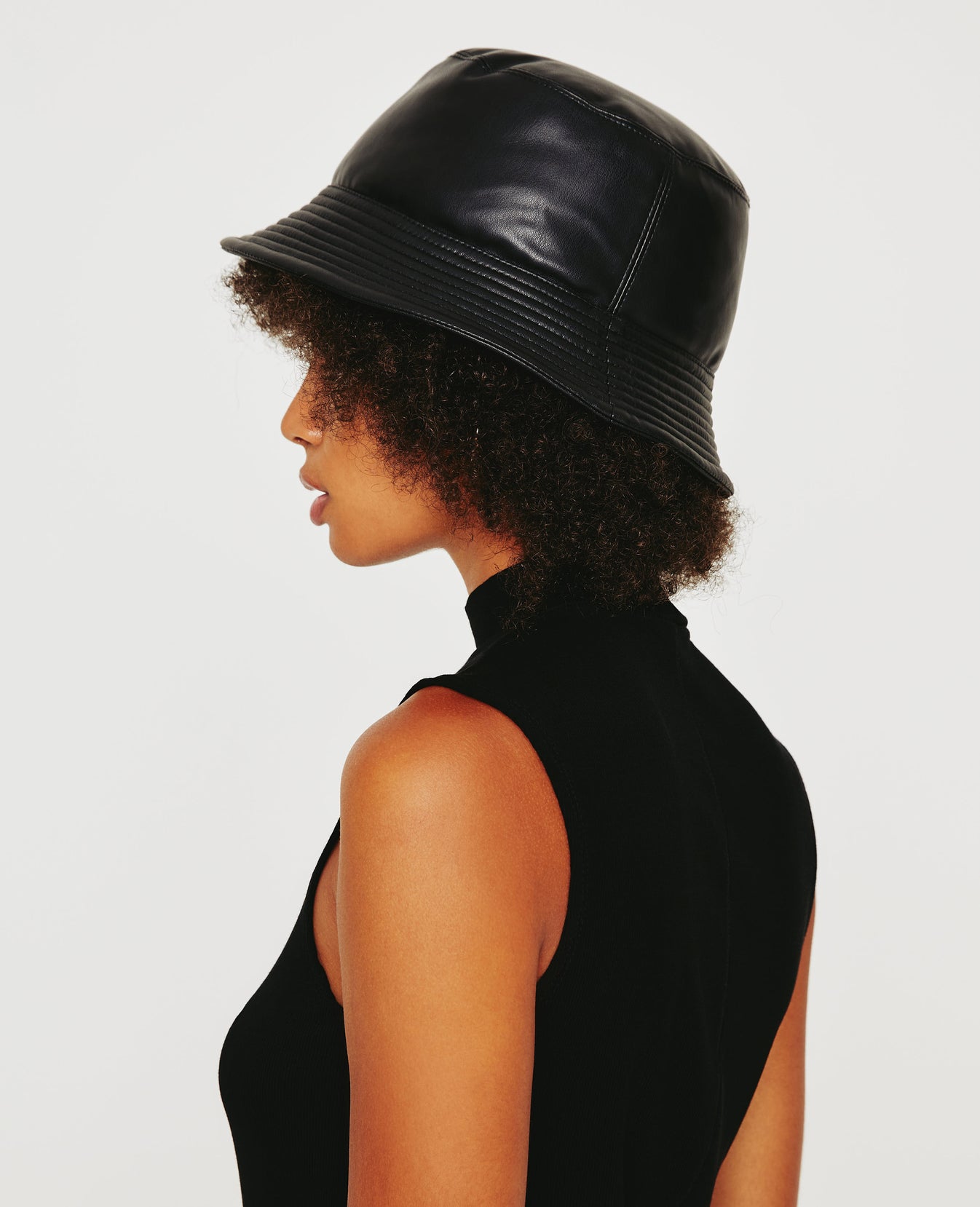 Jordan Bucket Hat True Black Womens Top Photo 1