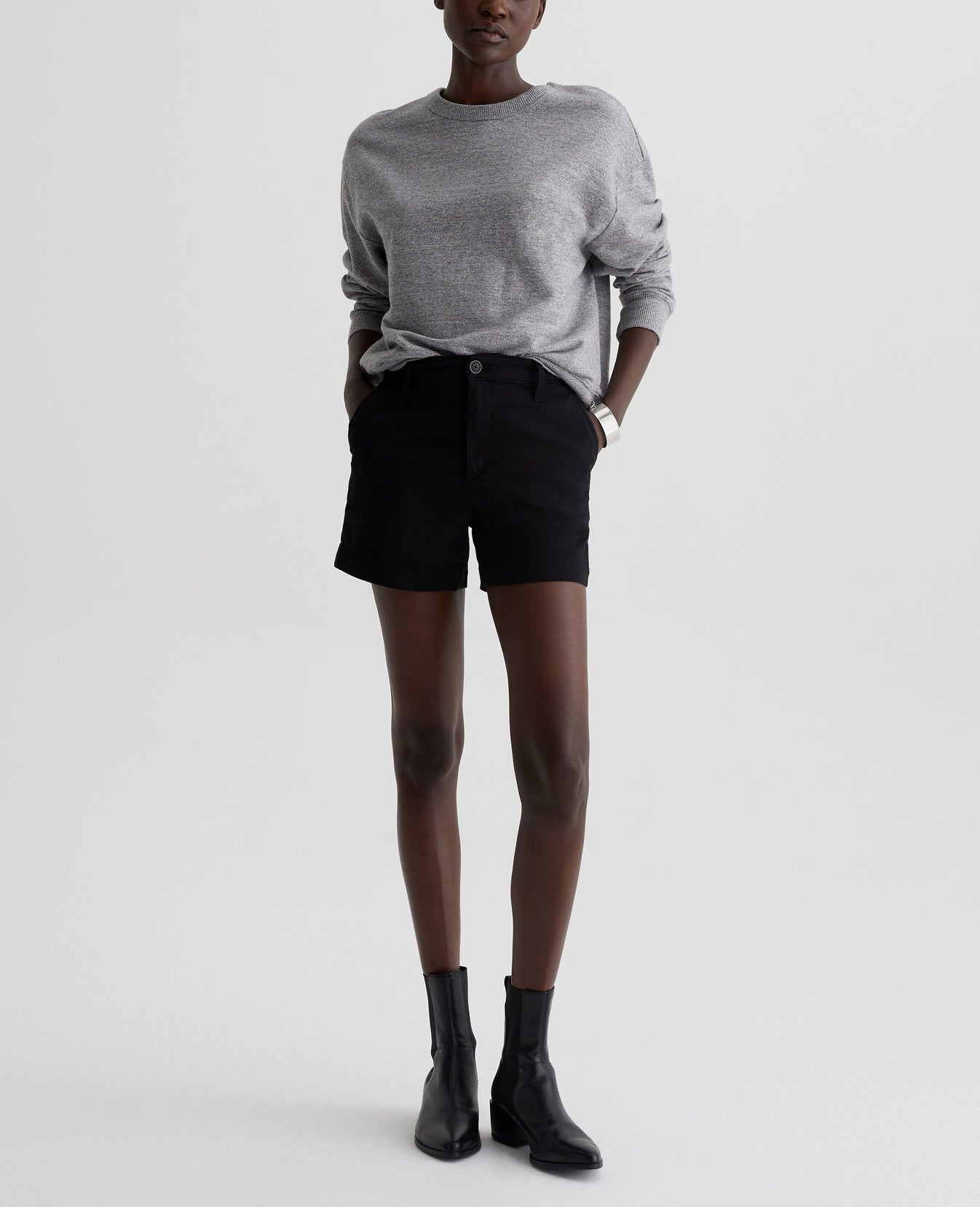 Womens Caden Short Super Black Womens Bottom Photo 1
