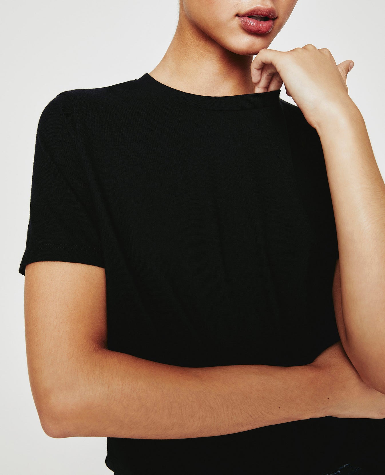 Gray Boy Tee True Black Slim Crew Neck Women Tops Photo 2