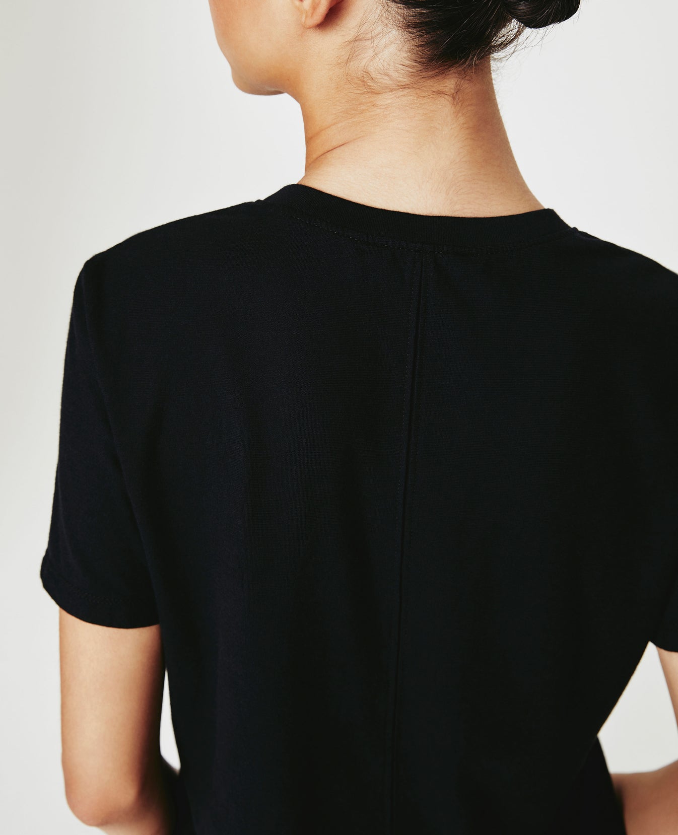 Gray Boy Tee True Black Slim Crew Neck Women Tops Photo 4