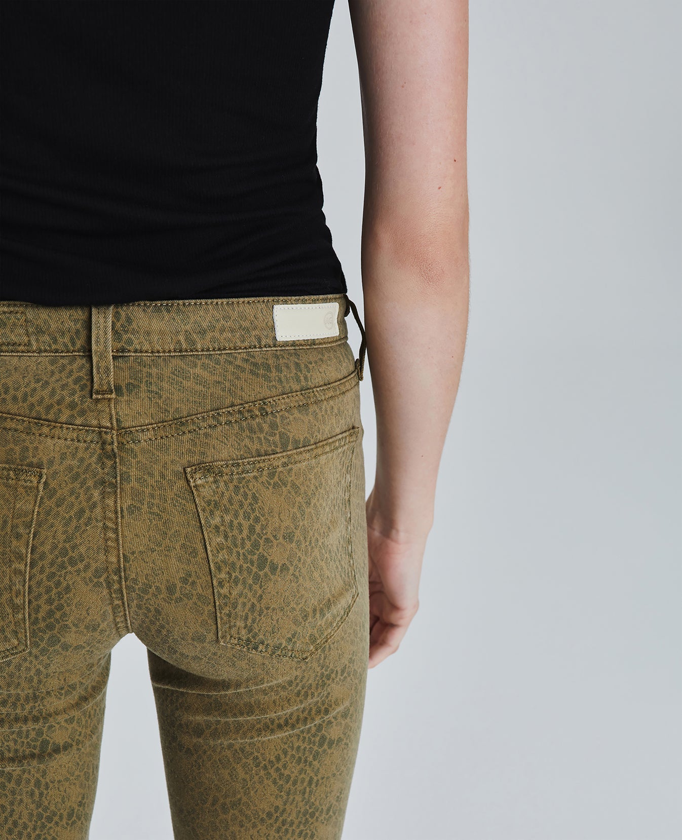 Prima Ankle Silk Python Olivewood Cigarette Ankle Women Bottoms Photo 6