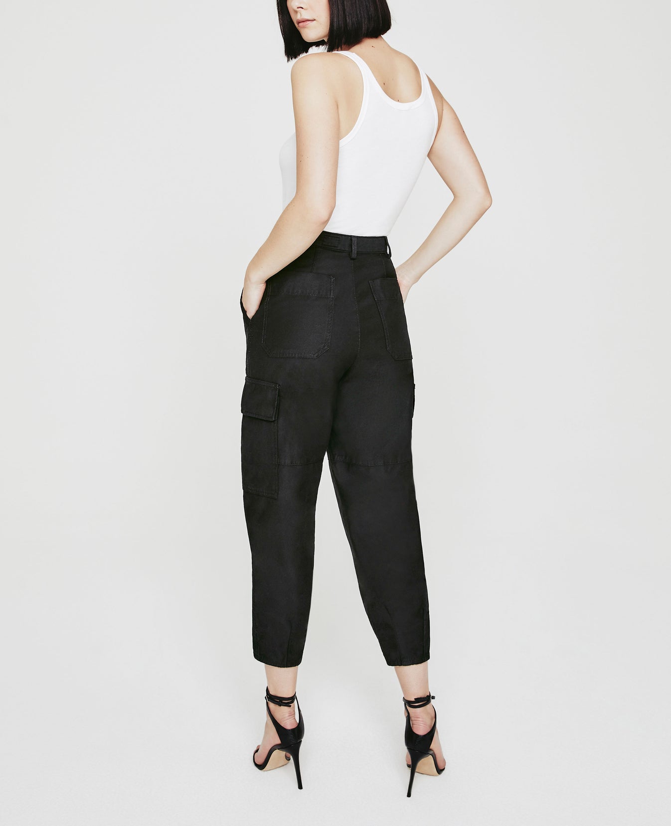 Renn Cargo Super Black High-Rise Barrel Women Bottoms Photo 6