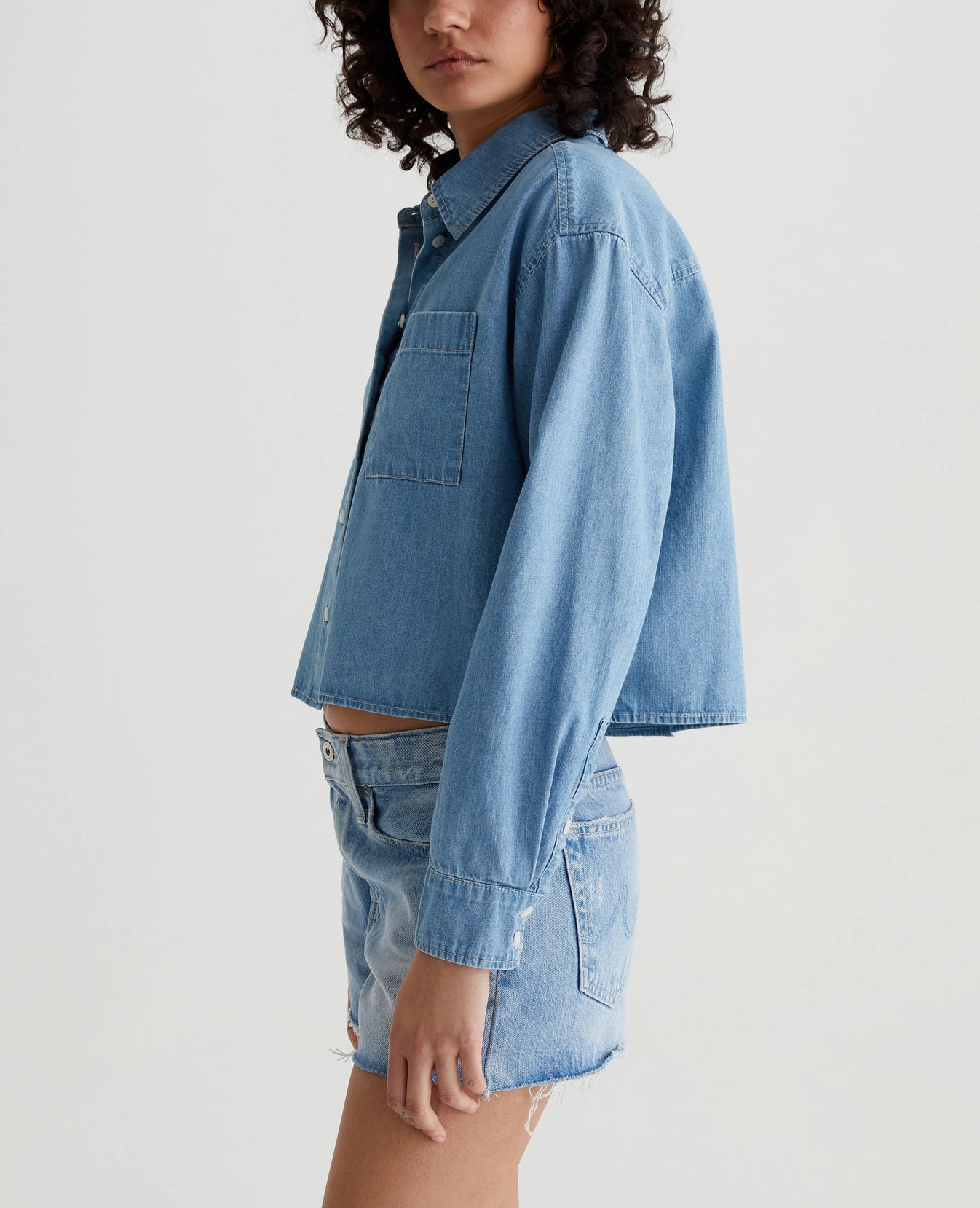 Aubrey Shirt Upright Womens Top Photo 1