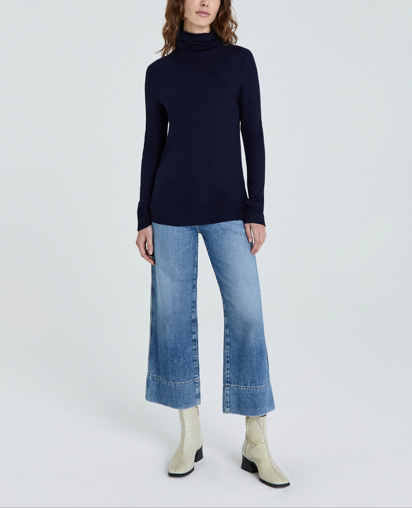 Chels Turtleneck Deep Trenches Slim Turtleneck Women Tops Photo 6