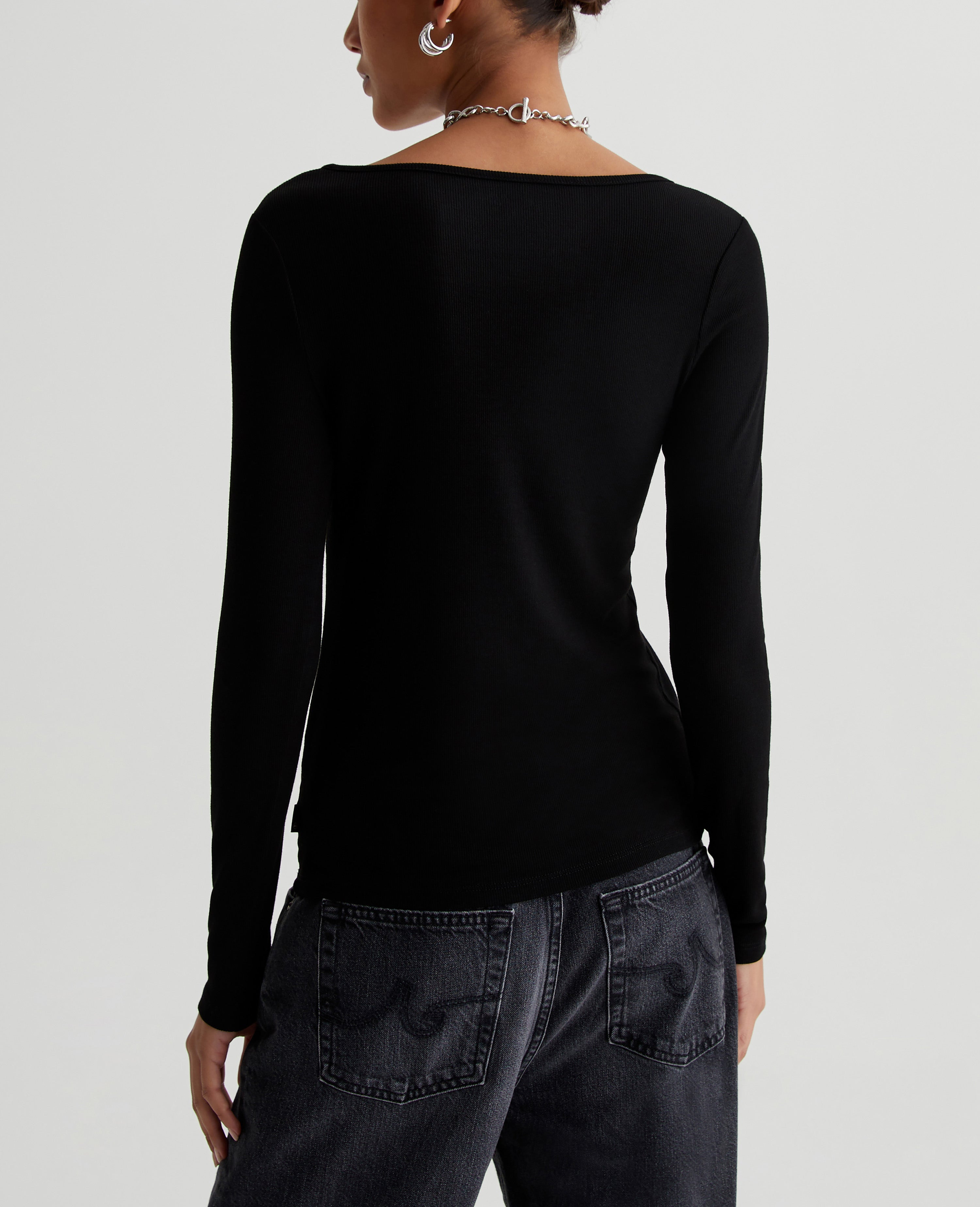 Womens Jaxon Long Sleeve Scoop True Black