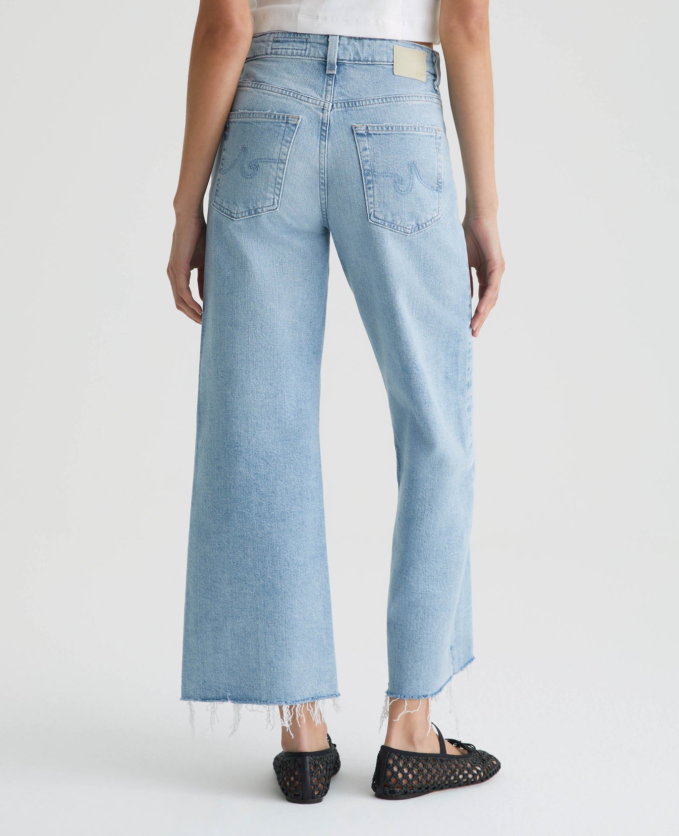 Saige Wide Leg Crop 360° Chateau Womens Bottom Photo 6