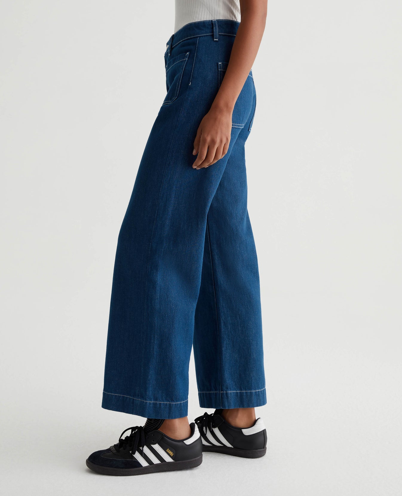 Kassie Mast Womens Bottom Photo 4