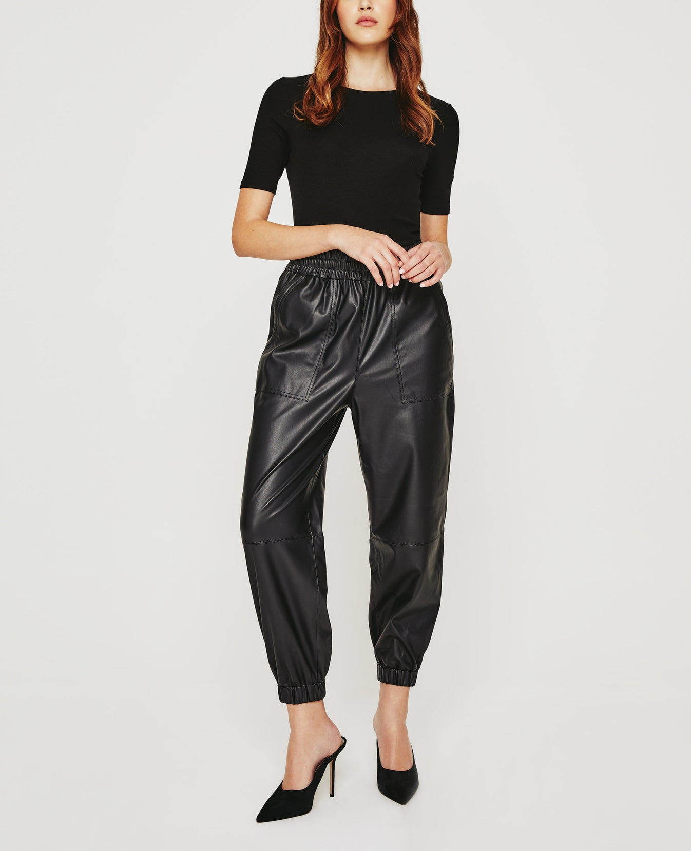 Nova Sweatpant Super Black Womens Bottom Photo 1