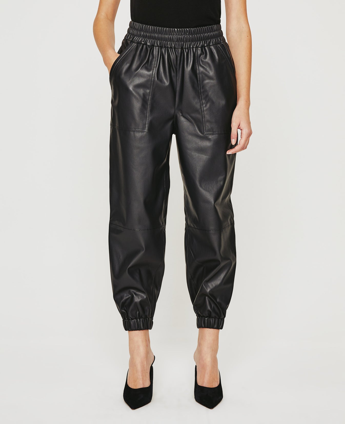 Nova Sweatpant Super Black Womens Bottom Photo 2