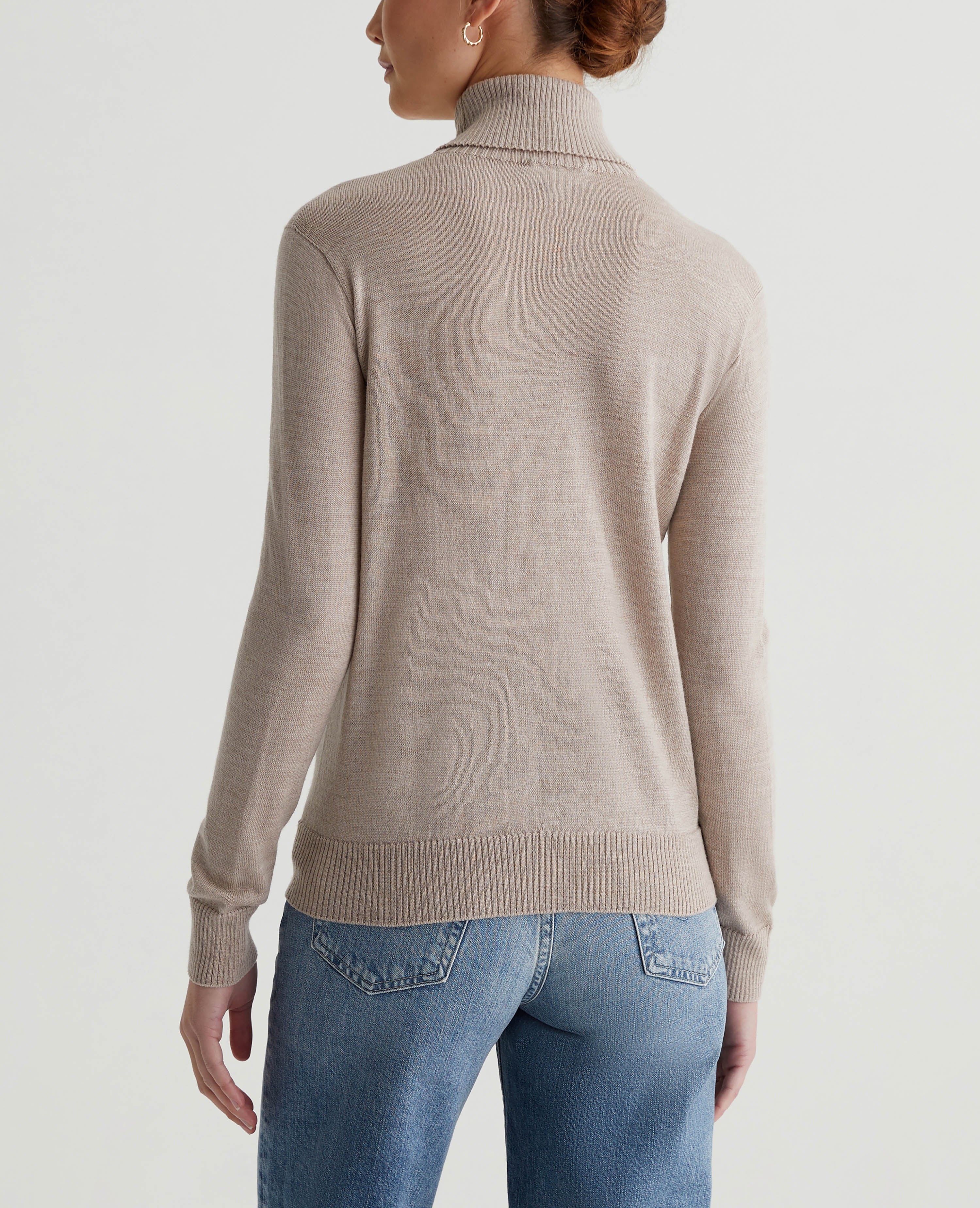 Womens Zuri Turtleneck Oat Milk
